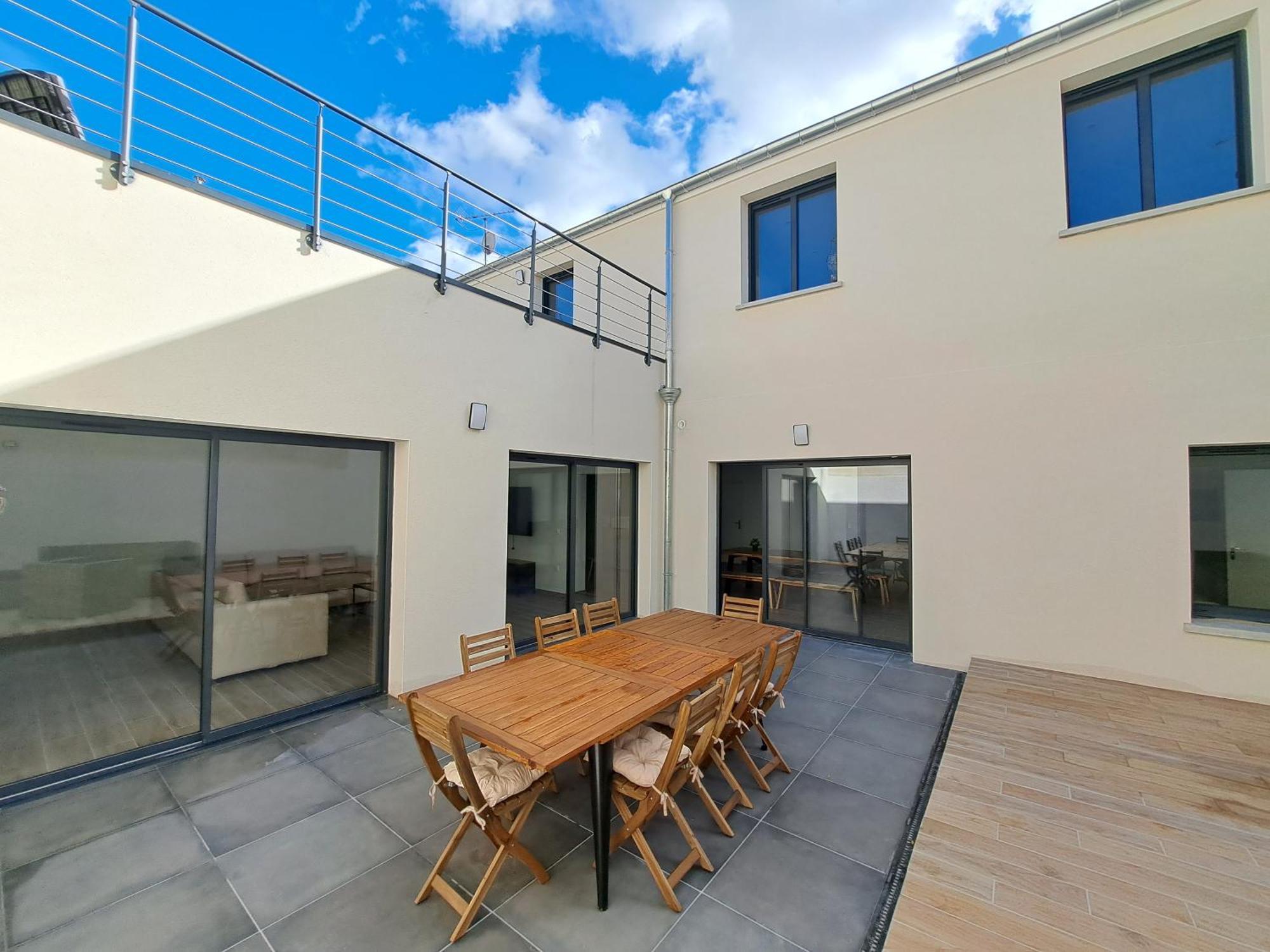 Abu Dhabi, Magnifique Maison Reims Eksteriør bilde